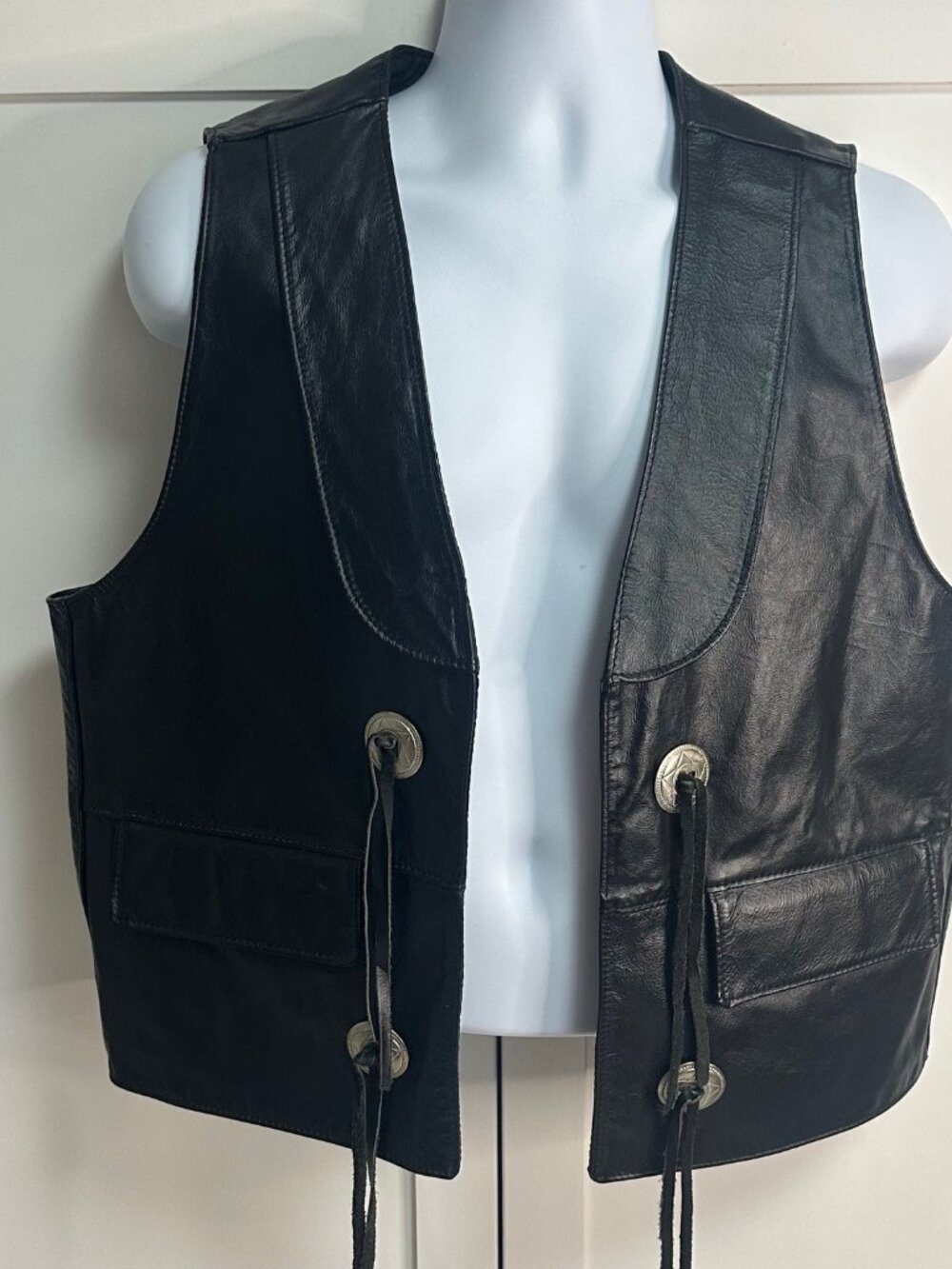 Vintage Steer Brand Biker Western Black Leather Vest S XL Silver Concho